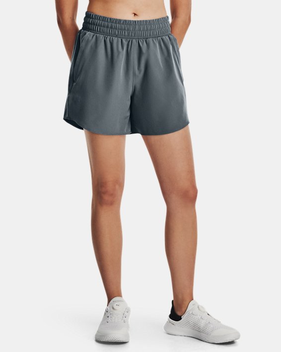 กางเกงขาสั้น UA Flex Woven 5" สำหรับผู้หญิง in Gray image number 0